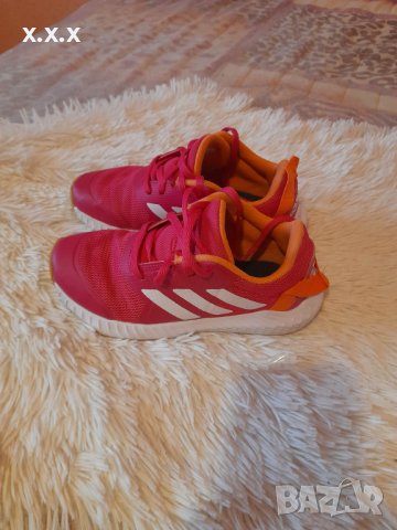 Предлагам Детски Маратонки Маркови, снимка 5 - Детски маратонки - 40092422