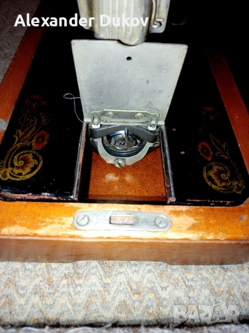 Шевна Машина 60те Ретро Руска Реплика на части, снимка 11 - Шевни машини - 52776580