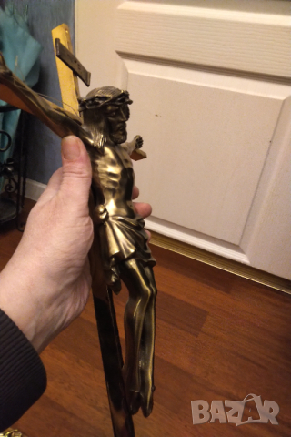 Масивно ръчно изработено бронзово разпятие 56 см, снимка 4 - Антикварни и старинни предмети - 44659034