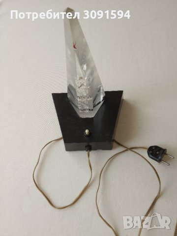 Лампа сувенир Кремъл Спаска кула на СССР, снимка 3 - Антикварни и старинни предмети - 44414887