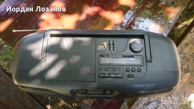 Радиокасетофон, снимка 3 - Радиокасетофони, транзистори - 51316388