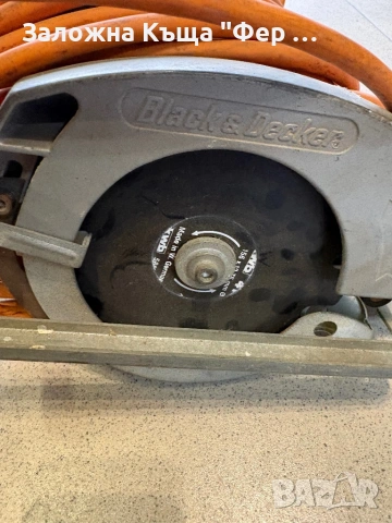 Ръчен циркуляр Balck& Decker, снимка 2 - Други инструменти - 53426041