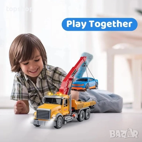 Голям камион за вдигане на коли. Колата е включена