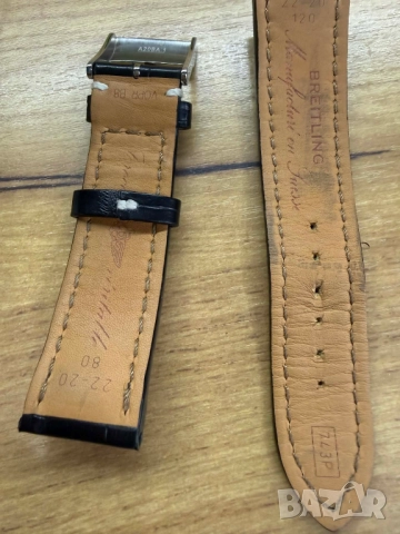 Breitling -743P крокодилска кожена 22мм каишка -оригинална, снимка 7 - Каишки за часовници - 52570778