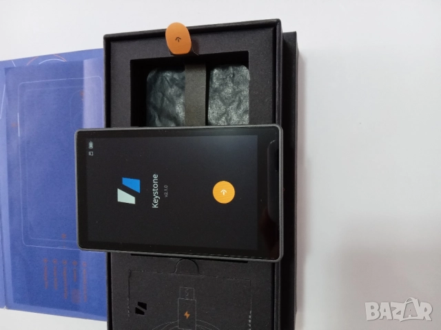 Хардуерен портфейл за криптовалута Keystone 3 Pro, снимка 3 - Друга електроника - 52184928
