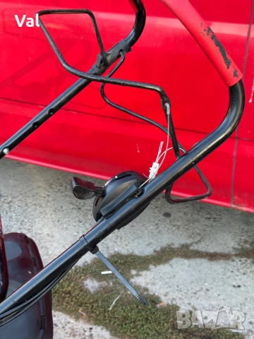 Бензинова самоходна косачка Honda , снимка 4 - Градинска техника - 51771538