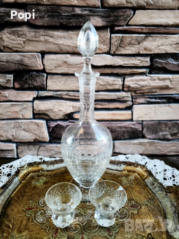 Кристално шише с чаши