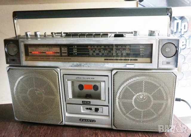 SANYO M9975!Сервизиран!