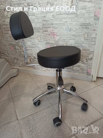 Козметичен/фризьорски стол - табуретка с облегалка AM-304 - 50/64 см - бяла/черна, снимка 4 - Педикюр и маникюр - 34099444