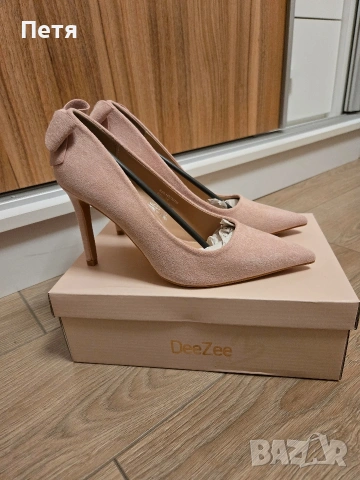 Нови обувки DeeZee с разкошни панделки, снимка 2 - Дамски обувки на ток - 53194241