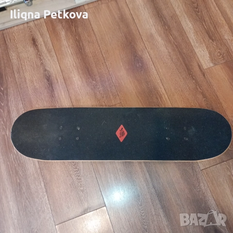 Скейтборд , снимка 2 - Скейтборд, ховърборд, уейвборд - 52857854