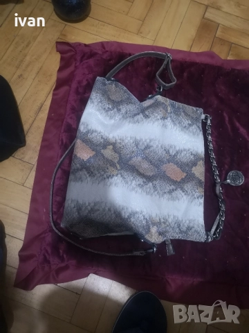 дамска Марков чанта от змийска кожа , снимка 4 - Чанти - 51793852