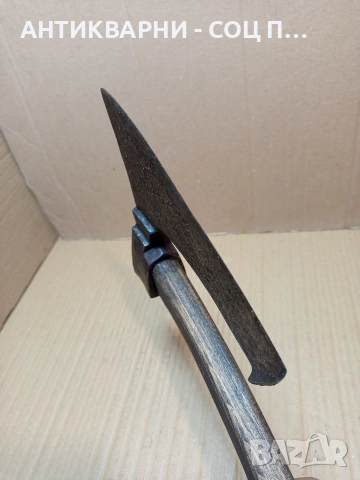 Соц Стара Голяма Ръчно Кована Дърводелска Брадва Кривица. НОМЕР 64., снимка 12 - Антикварни и старинни предмети - 53445781