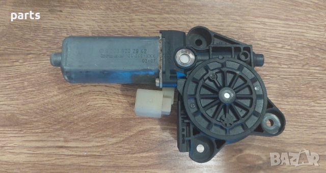 Моторче Задно Ляво Стъкло Мерцедес C class W203 - A2037300146 - A2038202942 N, снимка 4 - Части - 41968924