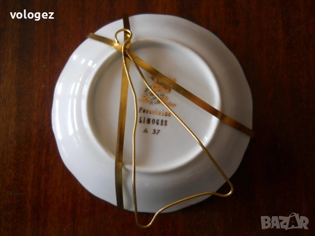 Порцеланови чинийки "Limoges" Франция, снимка 10 - Други ценни предмети - 49272657