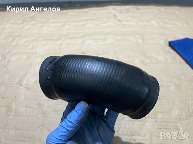 Левия маркуч към кулера за BMW E46 320D (136 к.с.), снимка 3 - Части - 52569205