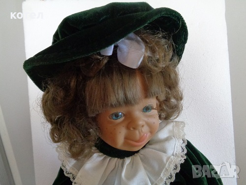 Продавам колекционерска кукла J. Mira, снимка 6 - Колекции - 36392441