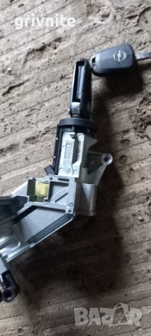 Контактен ключ Opel Zafira B, снимка 2 - Части - 38959912