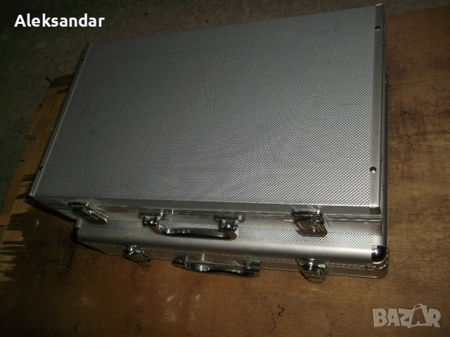 Алуминиеви куфарчета за нумизмати, снимка 14 - Нумизматика и бонистика - 53858118