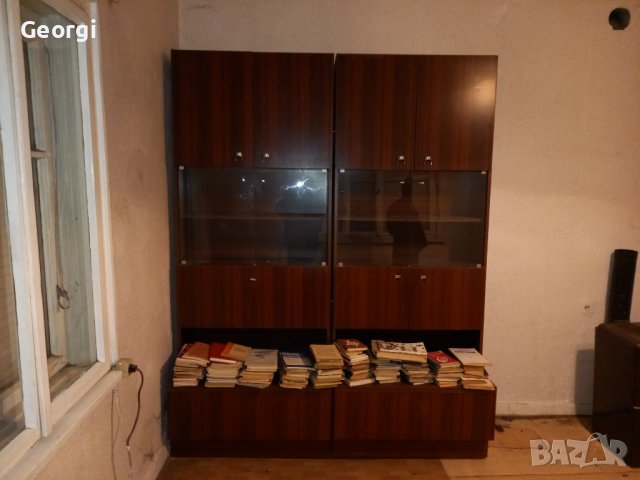 Секции стари но много запазени , снимка 2 - Секции и витрини - 40274279