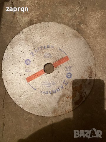 Диск за рязане на метал циркулярен 300мм 