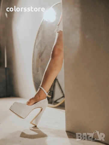 Обувки на ток - бял лак - VT2