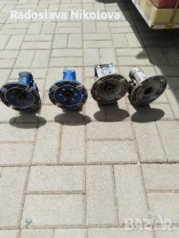 Червячни редуктори Италиански , снимка 3 - Други машини и части - 50346746