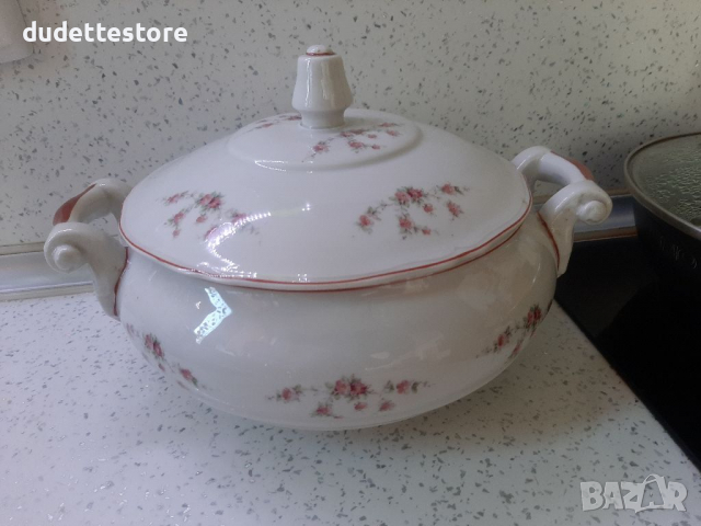 Бароков супник с розови цветя , снимка 1