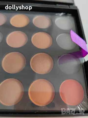 Палитра Сенки за Очи на две нива, снимка 3 - Декоративна козметика - 47832141