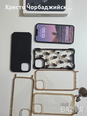 Продавам Iphone 13 + аксесоари 