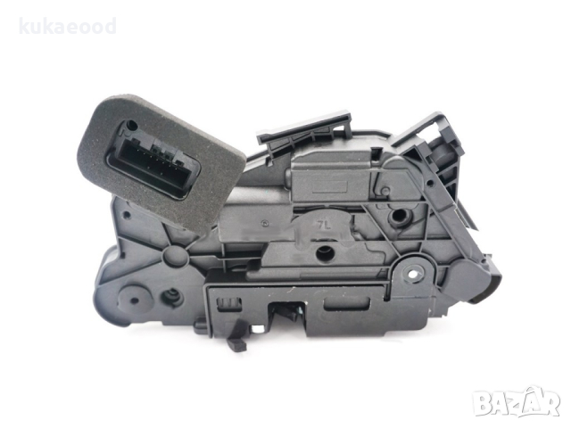 Брава за Skoda Octavia 3 (2012-2019) за предна лява врата, снимка 2 - Части - 44637712