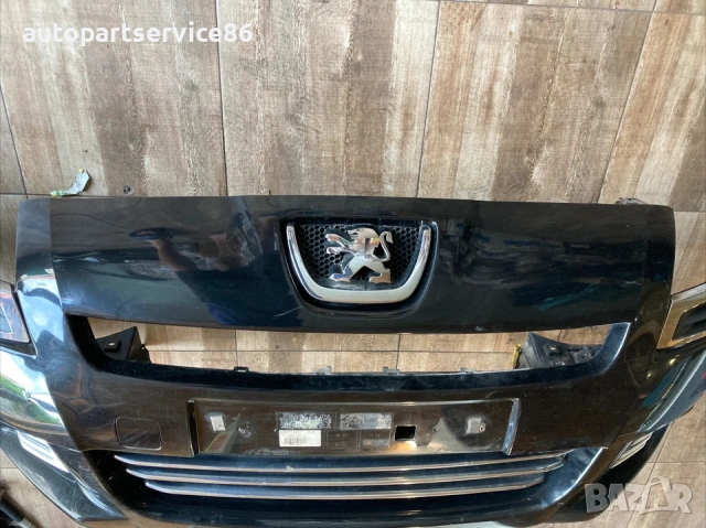Предна броня черна и хром пълна за Peugeot 5008 1.6 HDI (2013), снимка 2 - Части - 53742798