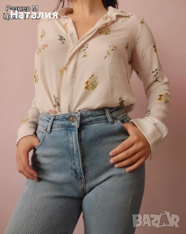 бяла риза на цветя