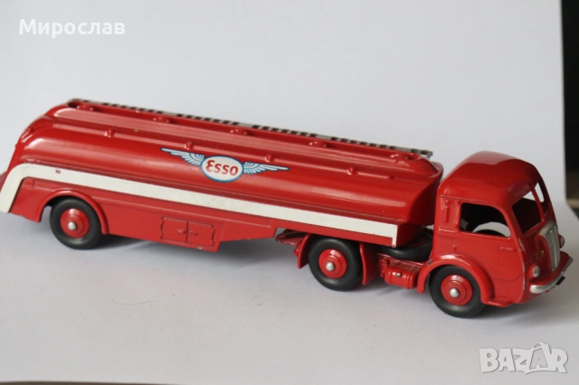 DINKY TOYS PANHARD ESSO ЦИСТЕРНА КАМИОН МОДЕЛ КОЛИЧКА, снимка 5 - Колекции - 53237025