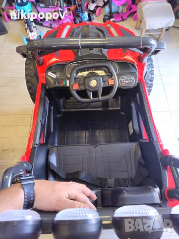 X двуместен акумулаторен джип JAKARTA 4x4 червен, снимка 7 - Детски велосипеди, триколки и коли - 53569424