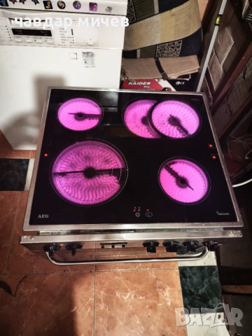 Печка за вграждане AEG, снимка 4 - Печки, фурни - 53723872