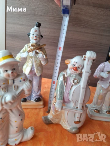 Порцеланови клоуни, снимка 4 - Колекции - 50746969