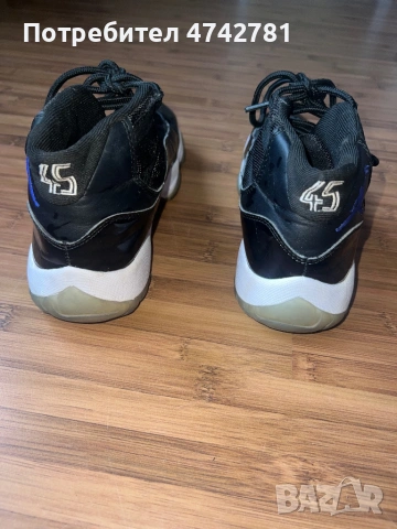 Jordan 11 черни маратонки, снимка 3 - Маратонки - 53538699