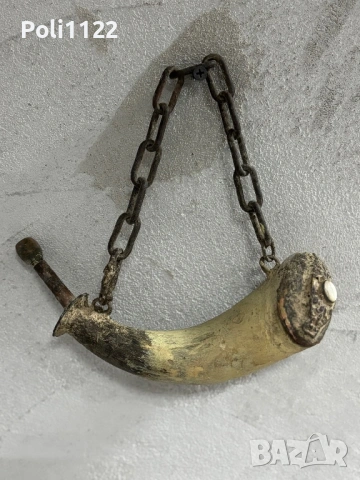 Възрожденски барутник – рог, мед, бронз и седеф, снимка 3 - Антикварни и старинни предмети - 53416668