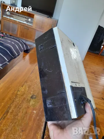 Старо радио VEF,ВЕФ 204, снимка 5 - Антикварни и старинни предмети - 50127988