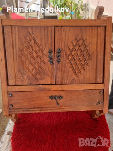 Шкафче за лули