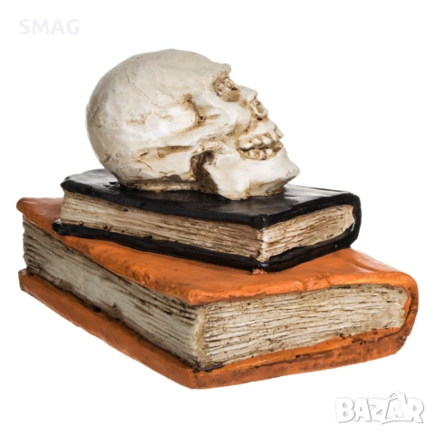 Halloween / Хелоуин декорация – череп върху книги с LED, 19x15x15 см_1256070, снимка 3 - Декорация за дома - 52008143
