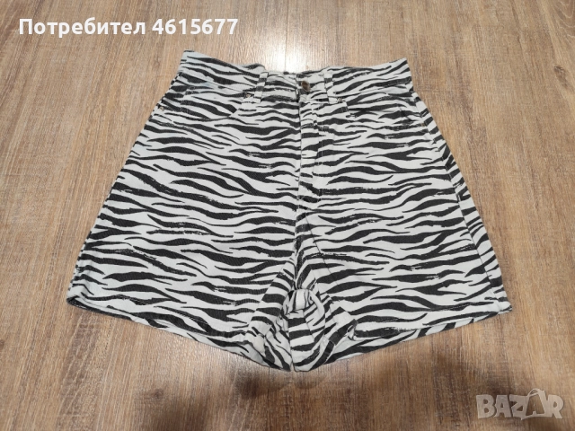 къси дънки с висока талия на Zara