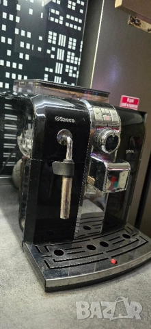 Saeco Syntia , снимка 3 - Кафемашини - 51980577