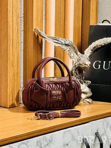 чанти Miu Miu , снимка 8 - Чанти - 50669144