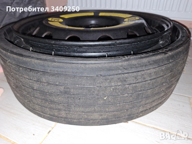 Резервна гума Porsche 18", снимка 2 - Гуми и джанти - 53622959