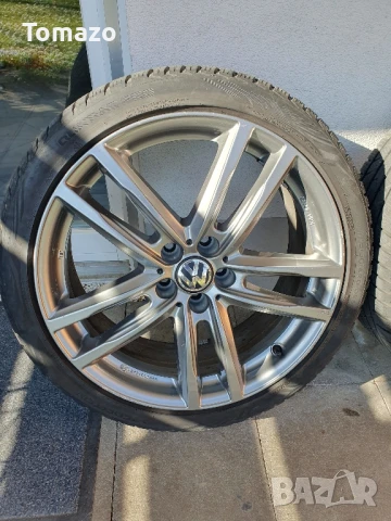 Всесезонни/Зимни гуми 225/40 R19 Audi/VW/Skoda/Seat/BMW, снимка 5 - Гуми и джанти - 50655079