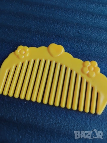 Гребен за кукли , снимка 2 - Кукли - 53748057