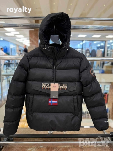 Мъжко Черно Зимно Яке