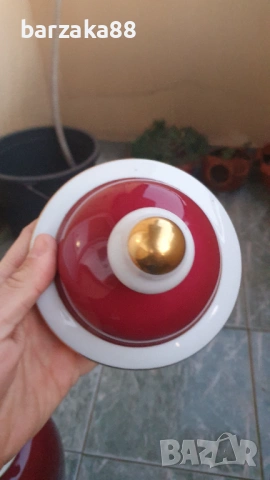 Стара немска порцеланова ваза с капак Урна, снимка 4 - Вази - 53871935